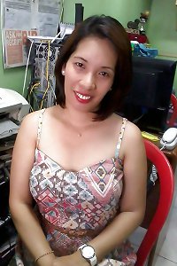 wonderful pinay slit nude and non nude